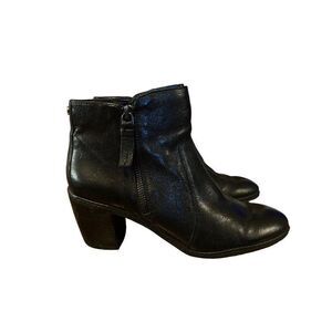 Anne Klein Women's Bristle Black Leather Ankle Boots Size 7.5 M